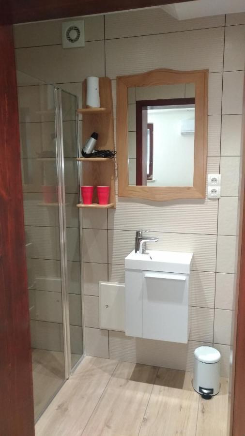 Apartma Lara Блед Екстериор снимка